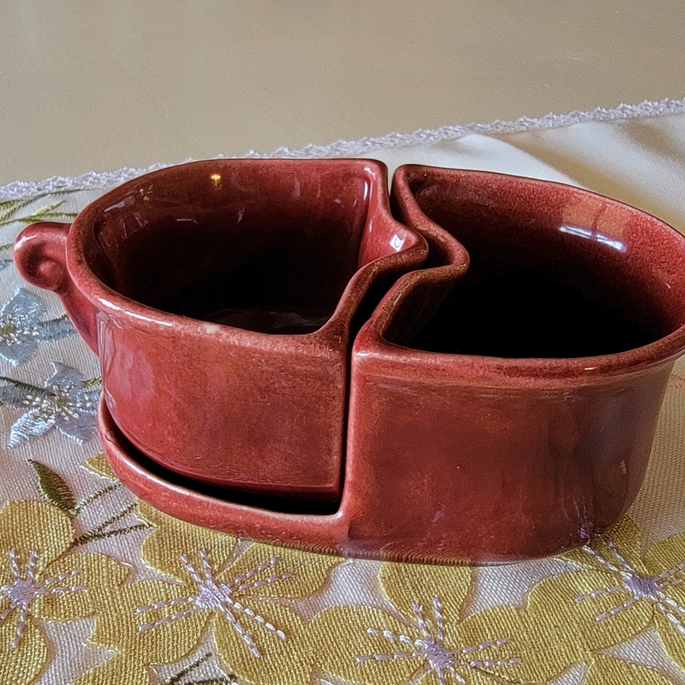 Vintage Burgundy 1930's CamArk Pottery Nesting Creamer Suger Set